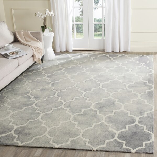 Safavieh Handmade Dip Dye Watercolor Vintage Grey/ Ivory Wool Rug - 9' x 12'