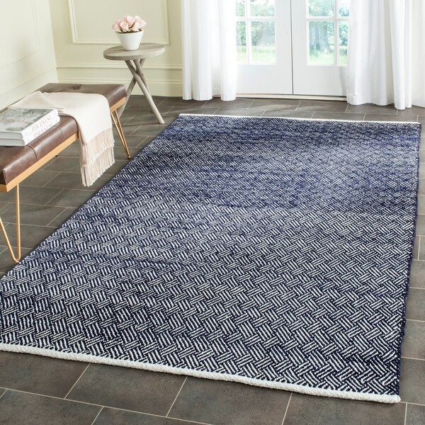 Safavieh Hand-Tufted Boston Navy Cotton Rug - 6' x 9'