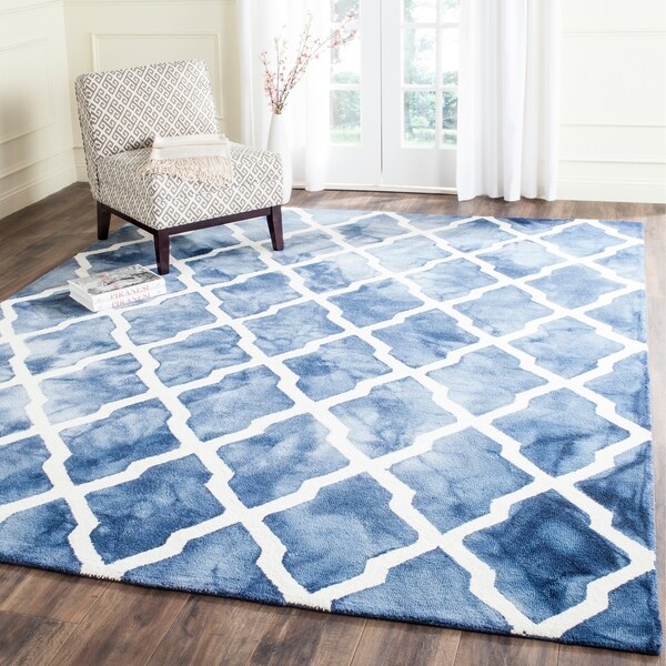Safavieh Handmade Dip Dye Watercolor Vintage Navy/ Ivory Wool Rug - 8' x 10'