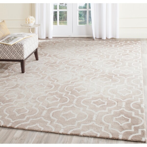 Safavieh Handmade Dip Dye Watercolor Vintage Beige/ Ivory Wool Rug - 8' x 10'