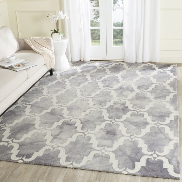 Safavieh Handmade Dip Dye Watercolor Vintage Grey/ Ivory Wool Rug - 8' x 10'