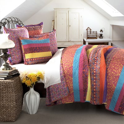Lush Decor Boho Stripe Quilt Set