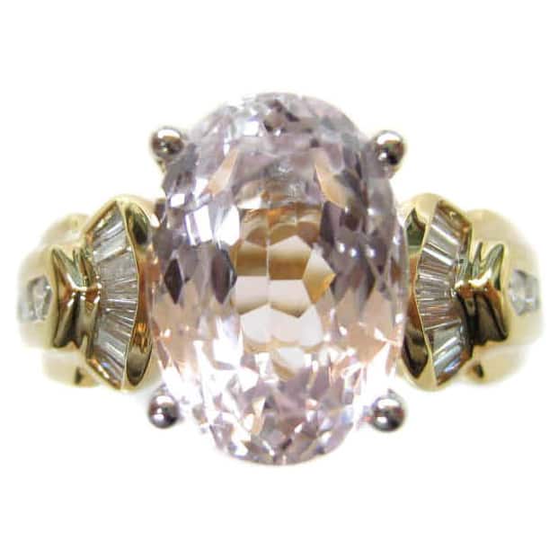 Kabella 18k Yellow Gold Oval-cut Kunzite 3/4ct TDW Diamond Cocktail Ring (G-H, SI2) (Size 6.75)