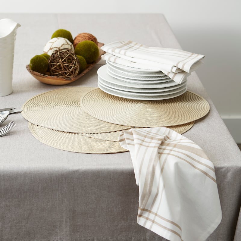 DII Indoor/ Outdoor Round Woven Placemats (Set of 6)