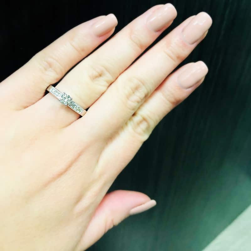 Auriya 14k Gold Round 1/2ctw Diamond Engagement Ring