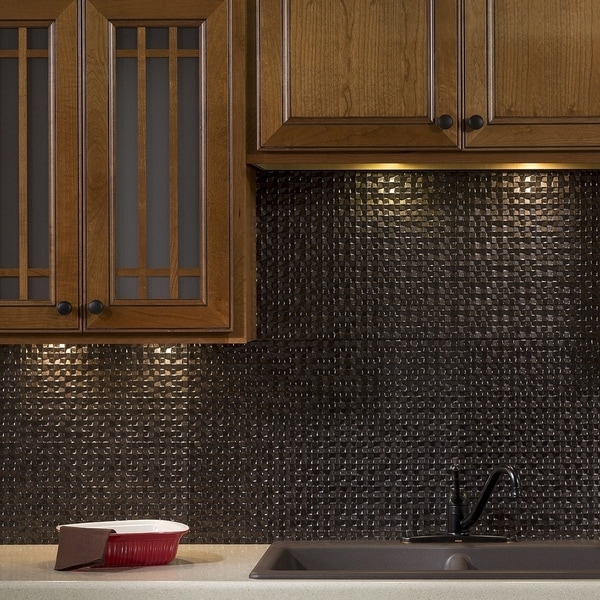 Shop Fasade Terrain Smoked Pewter Backsplash 18 square ...