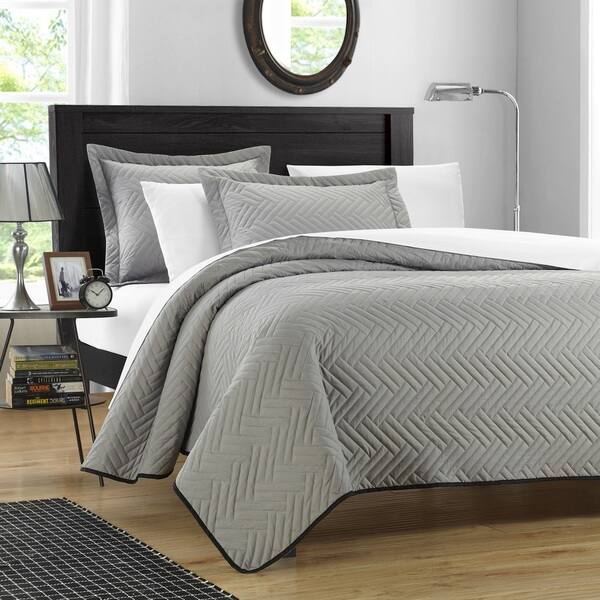 Chic Home Cupertino Herringbone Reversible 7 Piece Quilt Set Overstock 10522515 Beige King