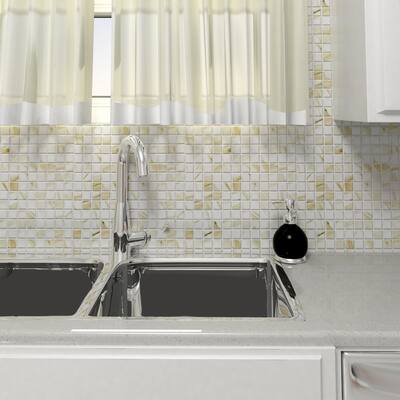 Merola Tile 11.625x11.625-inch Carra White Porcelain Mosaic Floor and Wall Tile (10 tiles/9.59 sqft.)