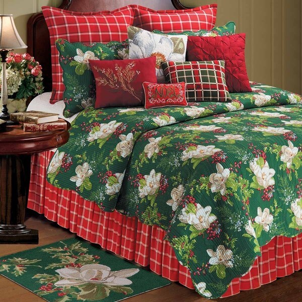 Bella Magnolia Cotton Reversible Quilt (Shams Not Included)