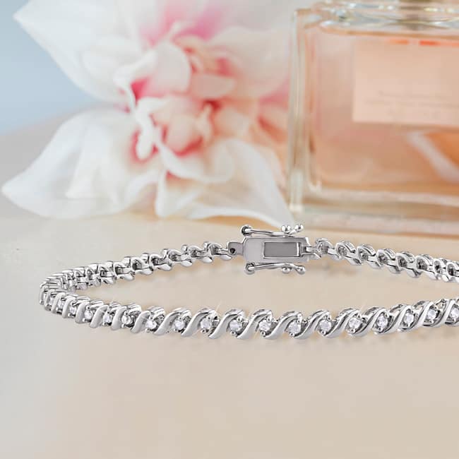 Miadora Sterling Silver 1/2ct TDW Diamond 'S' Style Tennis Bracelet (J-K, I2-I3)