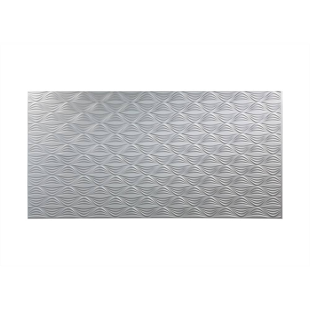 FASÄDE Shallot 4-foot x 8-foot PVC Wall Panel in Argent Silver