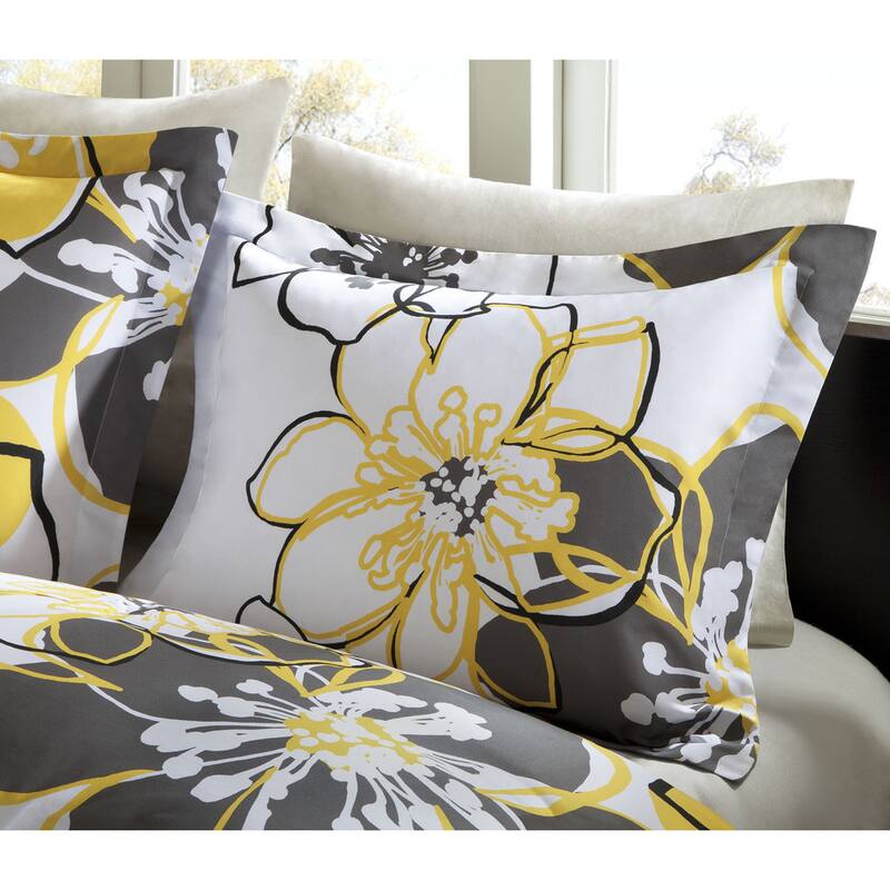 Mackenzie 4-piece Duvet Cover Set by Intelligent Design