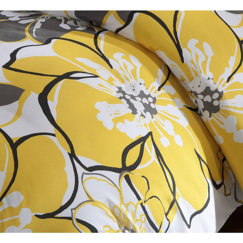 Mackenzie 4-piece Duvet Cover Set by Intelligent Design