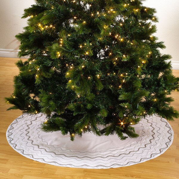 Shop Hand Beaded Tree Skirt - Free Shipping Today - Overstock - 10556507