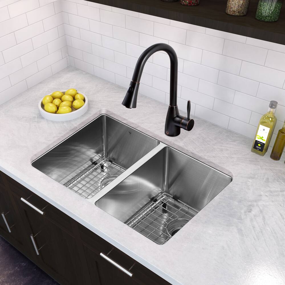 VIGO All-in-One 29-inch Stainless Steel Undermount Kitchen Sink and Aylesbury Antique Rubbed Bronze Faucet Set