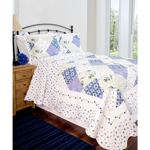 Slumber Shop Wilmington Blue Patchwork Reversible Quilt Set