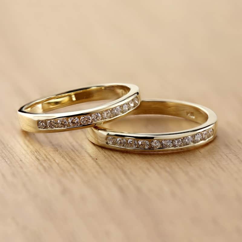 Auriya 14k Gold 1/4ctw Round Diamond Wedding Band