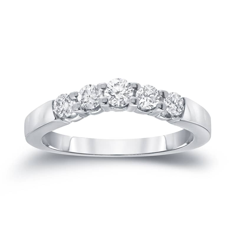 Auriya Curved Round-Cut Diamond Wedding Band 3/5ct TDW 14k White Gold