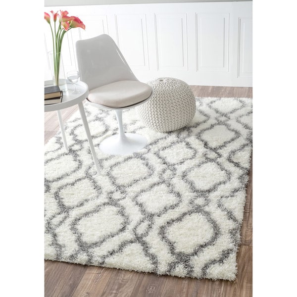 nuLOOM Soft and Plush Looped Diamond Shag White Rug (8' x 10')
