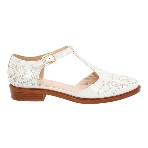 Women's Clarks Taylor Palm Closed Toe Sandal Off White Full Grain ...