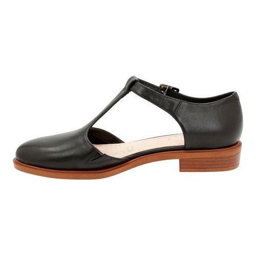 Women's Clarks Taylor Palm Closed Toe 