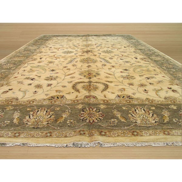 https://ak1.ostkcdn.com/images/products/10602348/Ivory-Hand-knotted-Wool-Agra-Rug-12-x-18-cecc3d1a-82a8-4607-93b3-8d39dd65cde9_600.jpg?impolicy=medium