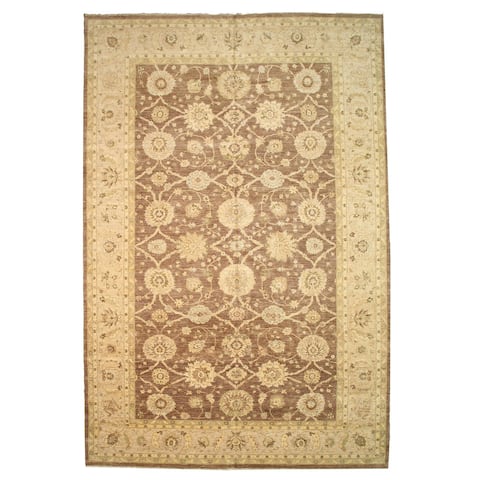Hand-knotted Wool Brown Traditional Oriental Peshawar Rug (12'2 x 18'2) - 12'2" x 18'2"