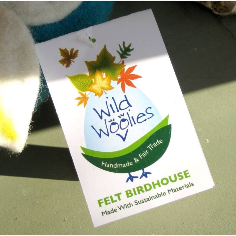 Handmade Wild Woolies Felt Hummingbird Birdhouse (Nepal) - N/A