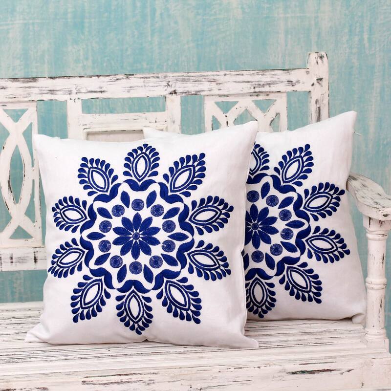 Handmade Set of 2 Cotton 'Blue Delhi Splendor' Cushion Covers (India)