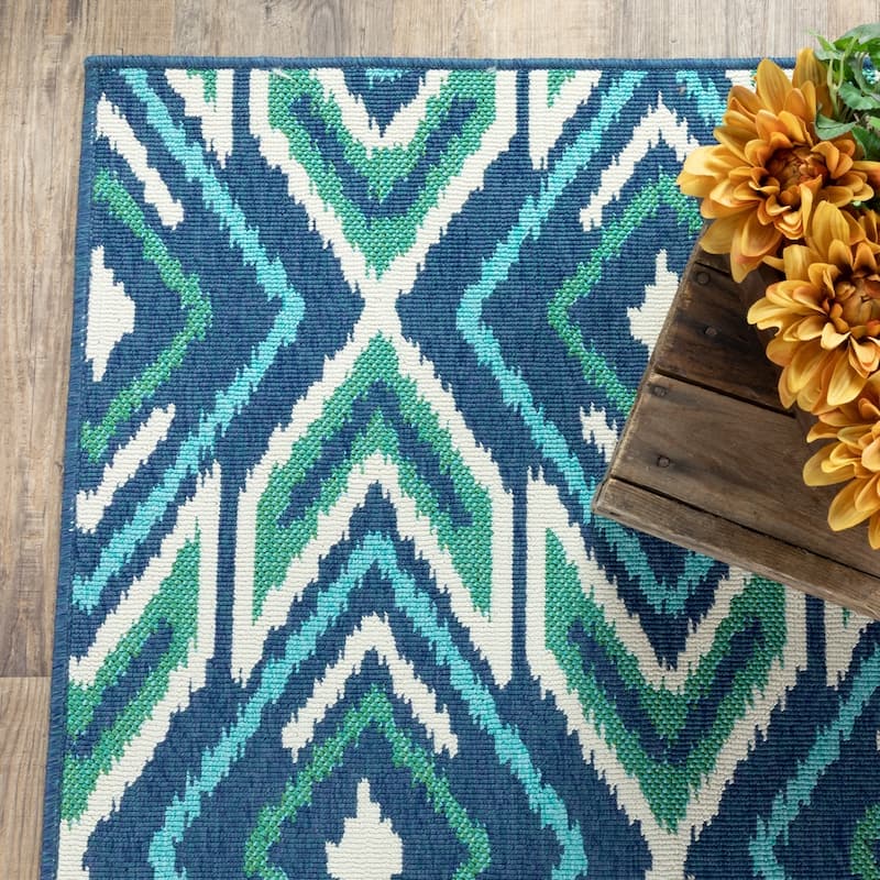 Style Haven Martinique Floral Trellis Indoor-Outdoor Area Rug