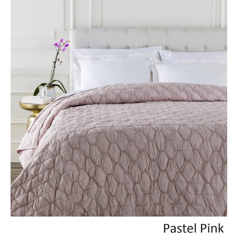 Claire Gathered Cotton Quilt - Pastel Pink - Twin