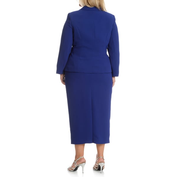 Giovanna Signature Women's Plus Size Decorative Brooch 3-piece Skirt Suit