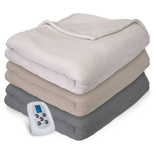 Serta Heated Electric Warming Plush Blanket 110 Voltage with Programmable Digital  Controller - Bed Bath u0026 Beyond - 10656121