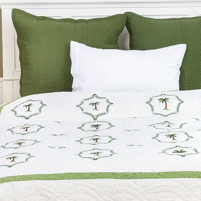 Martinique Coastal Cotton Quilt (Shams Not Included)
