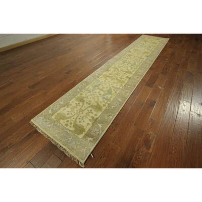 Runner Ivory Veg Dyed Oushak Hand-knotted Wool Oriental Area Rug (3' x 13')