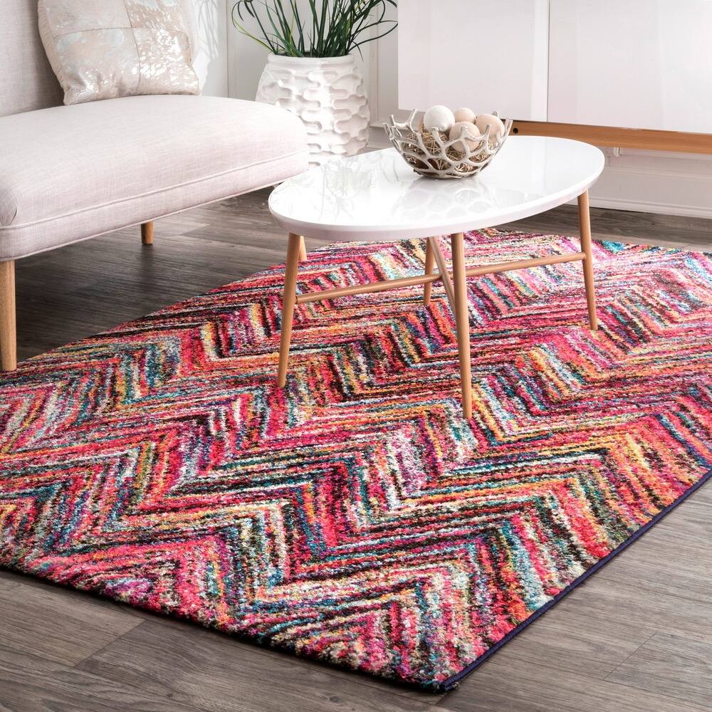 Nuloom Geometric Retro Rainbow Chevron Pattern Area Rug
