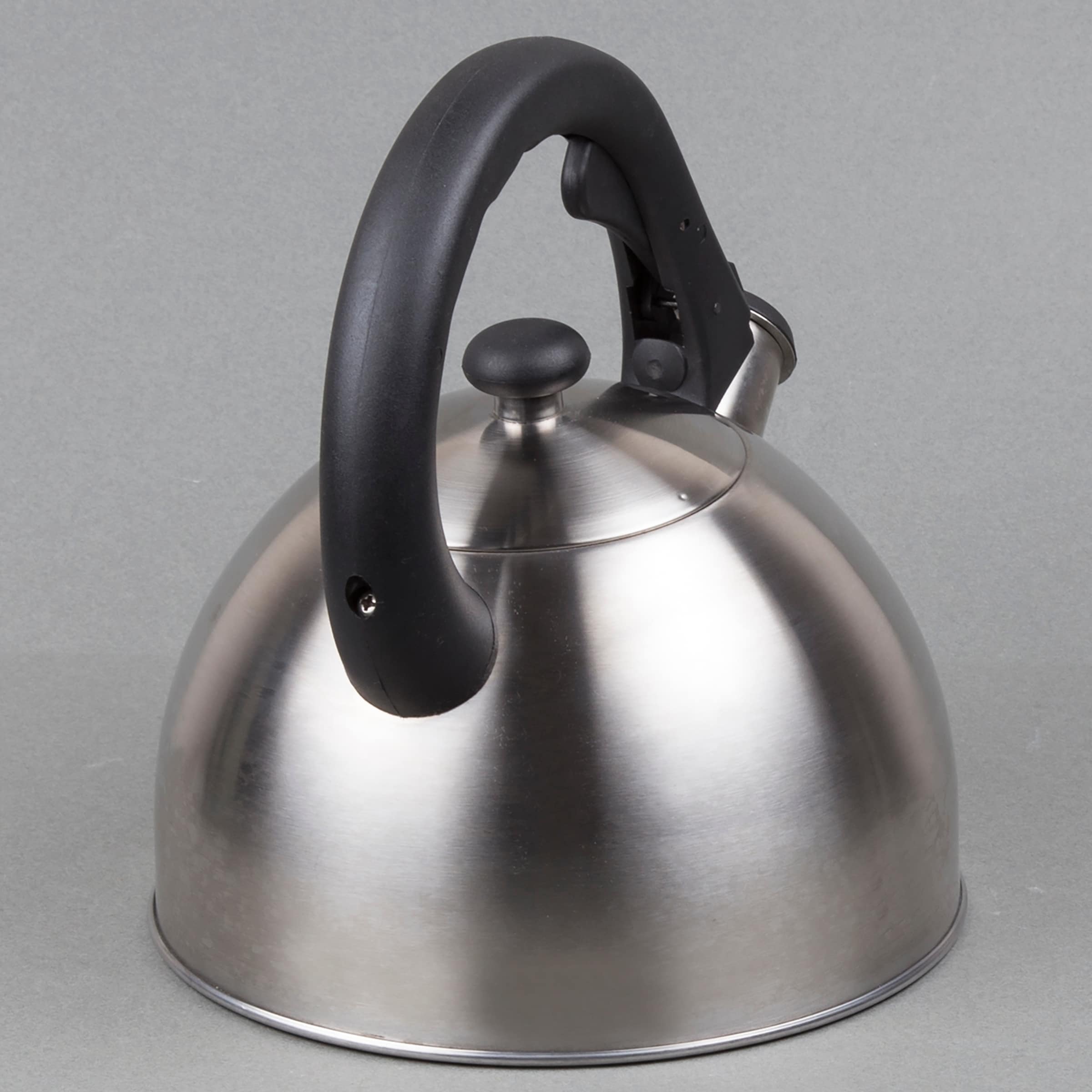 https://ak1.ostkcdn.com/images/products/10666246/Creative-Home-Satin-Splendor-2.8-Qt-Whistling-Stainless-Steel-Tea-Kettle-9412102a-4b58-495b-a827-d6e5269a7dbe.jpg