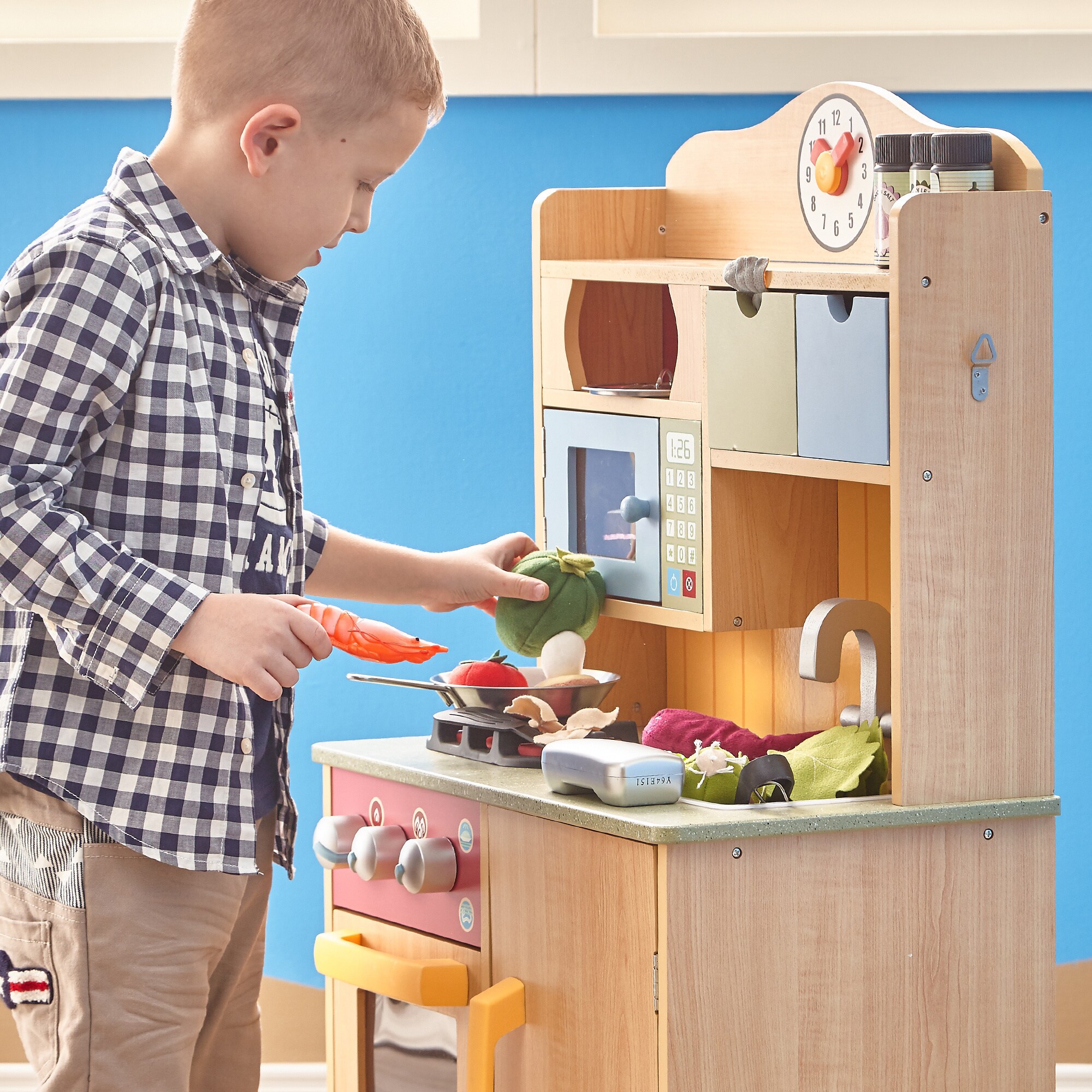 little chef wooden kitchen