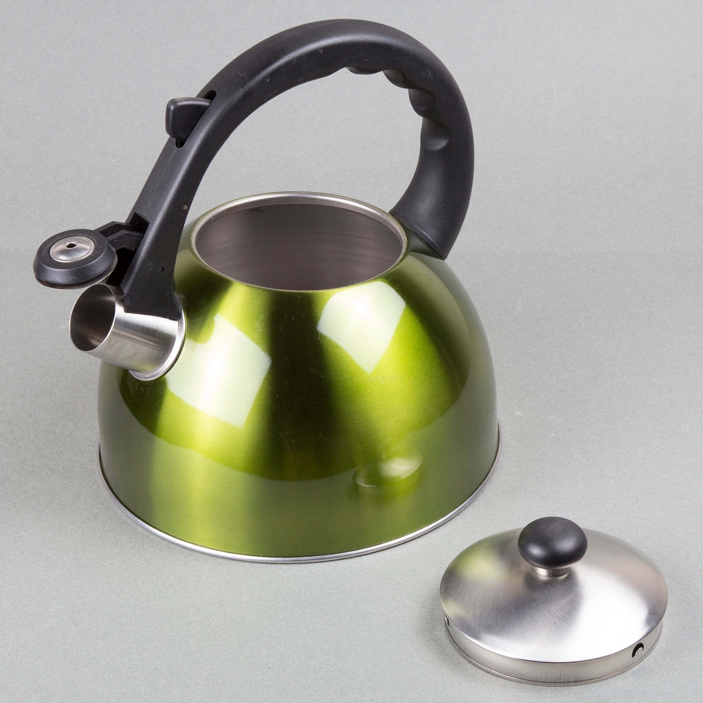 https://ak1.ostkcdn.com/images/products/10666502/Creative-Home-Satin-Splendor-2.8-Qt-Whistling-Stainless-Steel-Tea-Kettle-Metallic-Chartreuse-90a05f2b-1f69-4f3d-8915-5f64f2a8077f.jpg