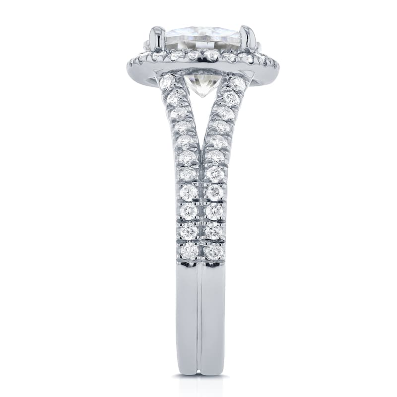 Annello by Kobelli 14k White Gold 2ct TGW Moissanite and Diamond Oval Halo Split Shank Engagement Ring (GH/VS, GH/I)