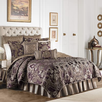 Croscill Everly Plum and Gold 4-piece Comforter Set