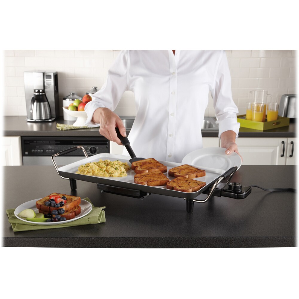 https://ak1.ostkcdn.com/images/products/10705211/Oster-DuraCeramic-10-x-18-inch-Electric-Griddle-with-Metal-Handles-e9132c6f-bf48-4b95-977c-61d9cd57f0c0.jpg