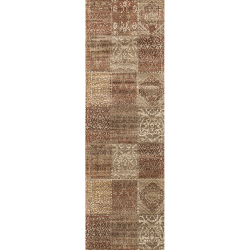Alexander Home Natalie Traditional Distressed Patchwork Rug