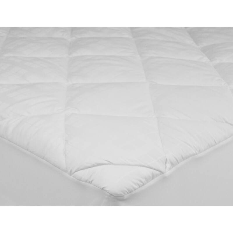 St. James Home 380 Thread Count Stain Resistant Mattress Pad - White