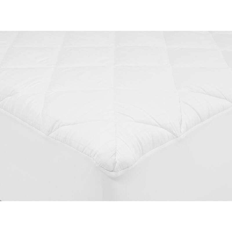 St. James Home 250 Thread Count Stain Resistant Mattress Pad - White