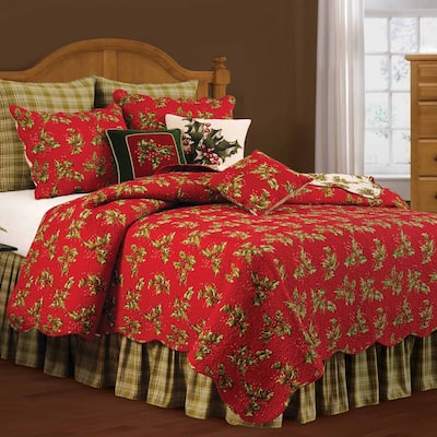 Holly Red Cotton Quilt (Shams Not Included)