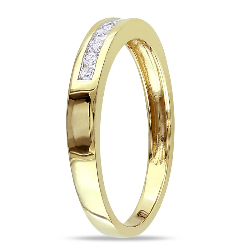 Miadora 10k Yellow Gold 1/5ct TDW Diamond Anniversary Band - White