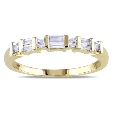 Miadora 10k Yellow Gold 1/5ct TDW Parallel Baguette and Round Diamond Stackable Anniversary Band Ring(G-H, I2-I3)