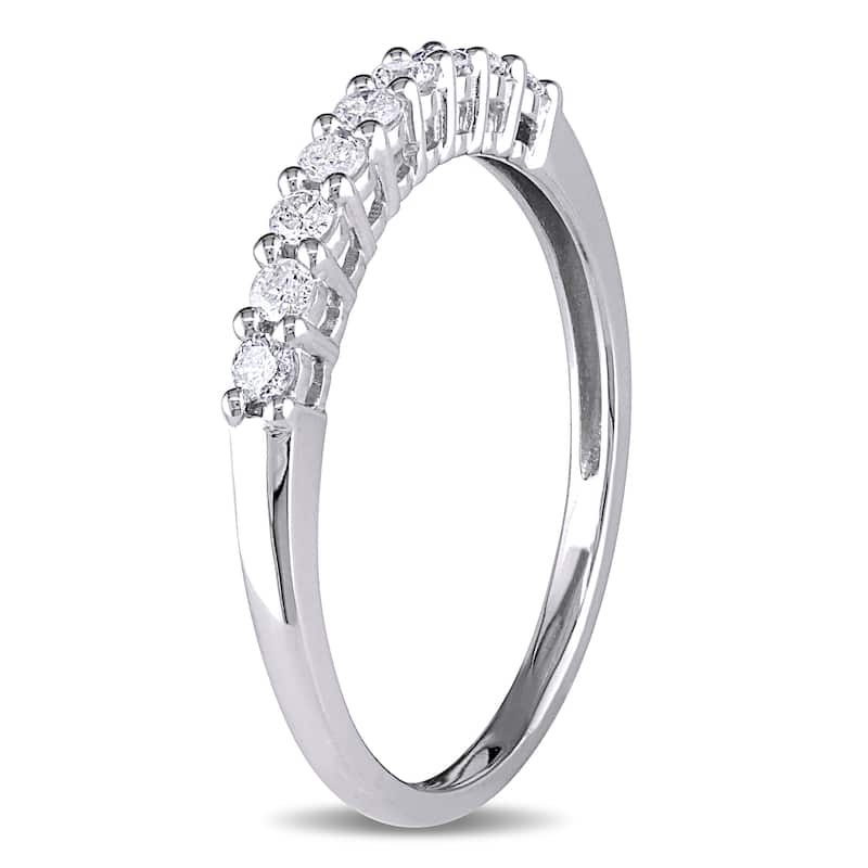 Miadora 10k White Gold 1/4ct TDW Diamond Band