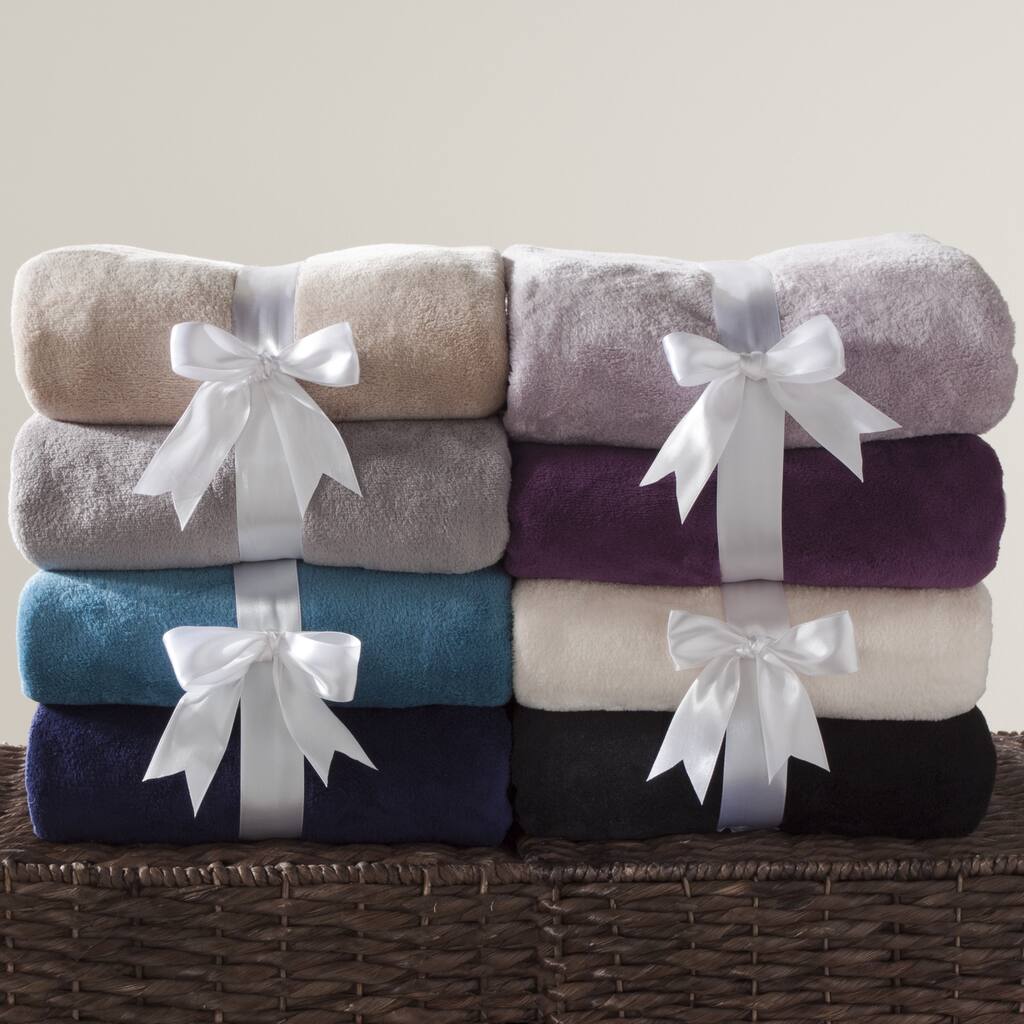 50 x 70-inch Fleece Throw (Set of 2)